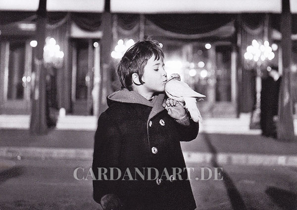 M-dchen-mit-Taube-Postkarte Doisneau, Robert: Mädchen mit Taube - Postkarte