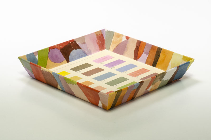 Une-palette-de-Paul-Klee-Schale-18-cm-x-18-cm-liegend